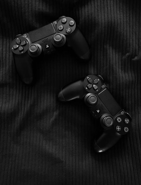 Gaming Dark Aesthetic, Gaming Ps4 Aesthetic, Black Gaming Aesthetic, Dark Video Game Aesthetic, Gaming Console Aesthetic, Video Game Developer Aesthetic, Gaming Asthetic Picture, Playing Videogame Aesthetic, Playing Video Games Aesthetic