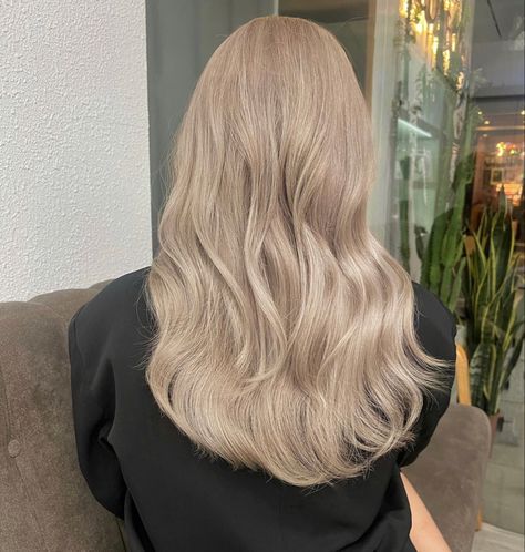 Medium Hair Korean, Korean Hairstyle Medium, Long Hair Korean, Hairstyle Medium Hair, Short Hair Korean, Korean Hairstyle Long, Korean Hairstyle Ideas, Blonde Hair Korean, Beige Hair Color