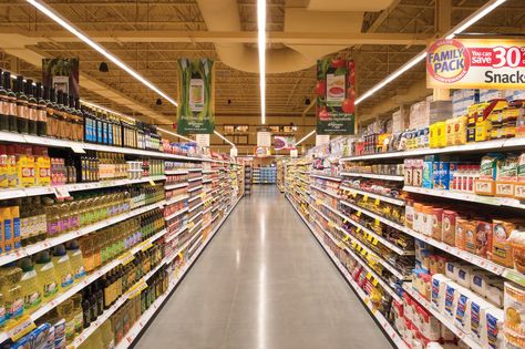 This Grocery Store Is Better than a Mall, Movie Theater, or Trader Joe's — Cult Favorites Groceries Store, Winco Foods, Fresh Store, Cheap Groceries, Underwater Restaurant, Food Grocery, Waffle Cookies, Lunch Appetizers, Supermarket Design