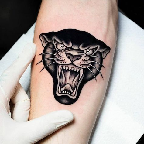 170 Cool Old School Tattoos Ideas (2021) American Traditional Designs With Meaning - TattoosBoyGirl Traditional Panther Tattoo, Tattoo Mafia, Traditional Tattoo Stencils, Trad Tattoos, Traditional Hand Tattoo, Knee Tattoos, Old School Tattoos, Traditional Black Tattoo, Jaguar Tattoo