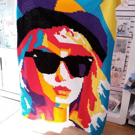 Mini C2C Taylor Swift Crochet Pattern / C2C Celebrity / Mini | Etsy Taylor Swift Crochet Pattern, Mini C2c Crochet, Taylor Swift Crochet, Corner To Corner Crochet Blanket, Taylor Swift Crafts, Crochet Blanket C2c, Graphgan Patterns, C2c Afghan, Crochet Sampler