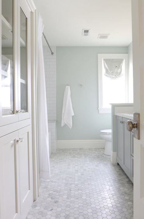 Traditional Bathroom Tile, Hexagon Tile Bathroom, Bathroom Tiles Design Ideas, White Subway Tile Bathroom, Makeover Kamar Mandi, Sea Salt Sherwin Williams, Bathroom Tile Designs, Upstairs Bathrooms, Bathroom Floor Tiles