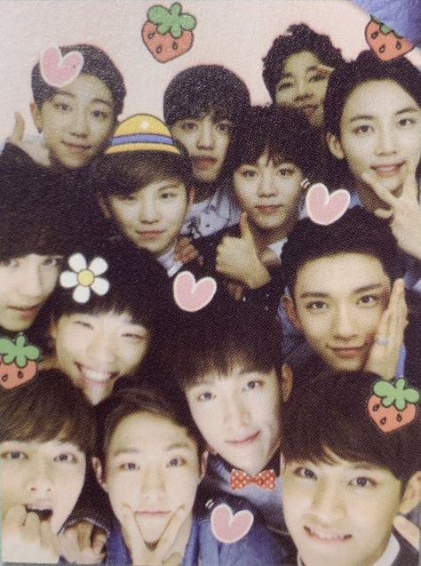 W Kdrama, Pledis Seventeen, 17 Kpop, Seventeen Going Seventeen, Seventeen Debut, Seventeen Album, Seventeen Wallpapers, Pledis Entertainment, Group Photos