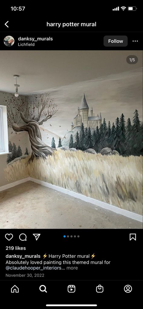 Harry Potter Room Ideas Diy Wall Art, Harry Potter Nursery Subtle, Harry Potter Nursery Wallpaper, Harry Potter Nursery Mural, Fantasy Mural Ideas, Harry Potter Mural Wall, Harry Potter Bedroom Kids, Simple Harry Potter Nursery, Hogwarts Mural