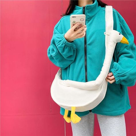 Duck Crossbody Bag for bird lovers. Duck Tote, Funny Bags, Duck Bag, Funny Duck, Party Models, Cute Duck, Canvas Crossbody Bag, Cross Bag, Casual Tote