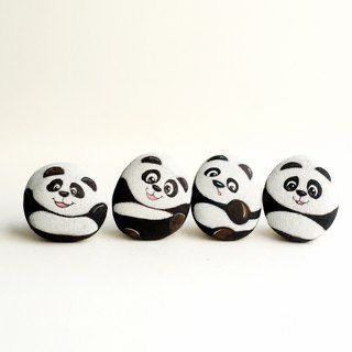 River Stones Crafts, Panda Cartoon, Nature Craft, Painted Rock Animals, Stone Art Painting, Painted Rocks Kids, Panda Bears, Painted Rocks Craft, Art Rock