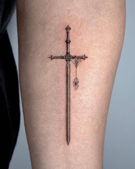 Tattoos Dates, Swords Tattoo, Eight Of Swords, Tatoo Styles, Shin Tattoo, Star Tattoo Designs, Healing Tattoo, Inner Warrior, Gothic Tattoo