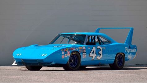 Plymouth Superbird, Dodge Daytona, Dodge Charger Daytona, Nascar Cars, Richard Petty, Nascar Race Cars, Aston Martin Vanquish, Plymouth Roadrunner, Best Muscle Cars