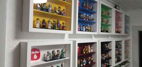 STL file Minifigures display for IKEA Sannahed frame 🖼️・Template to download and 3D print・Cults Minifigure Display Diy, Ikea Lego Display, Lego Display Ideas, Shelf Ikea, Minifigure Display, Lego Minifigure Display, Lego Display, Toy Display, Lego Minifigure