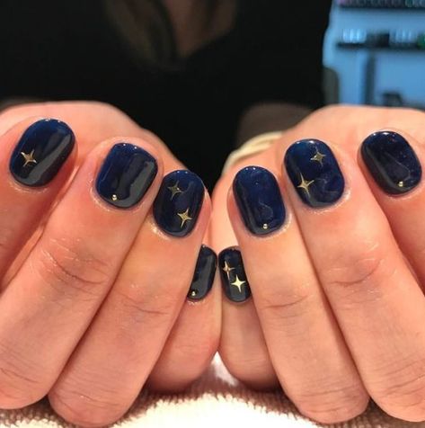 Dark Blue Winter Nails Star Nails Teen Nail Art, Nail Polish Art Designs, Stars Nails, Teen Nails, Star Nail Art, Gold Nail, Nail Polish Art, Super Nails, Thanksgiving Nails