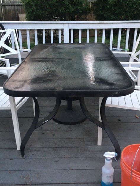 I have one of these in my backyard, just begging to be turned in to a master piece. The mosaic tiles used on this table are so beautiful! You can see the transformation here and learn how to make i… Glass Patio Table Makeover, Glass Table Makeover, Painted Patio Table, Patio Table Makeover, Patio Table Redo, Glass Patio Table, Metal Outdoor Table, Patio Table Top, Glass Table Decor