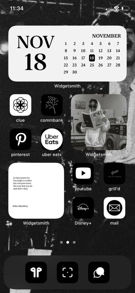 ios 14 home screen #iphone aesthetic wallpaper #iphone wallpaper App Design Iphone, Black And White Wallpaper Iphone, Ipad Organizer, Screen Iphone, Cute Home Screen Wallpaper, Aesthetic Ios, Iphone Home Screen Layout, Themes App, Iphone Organization