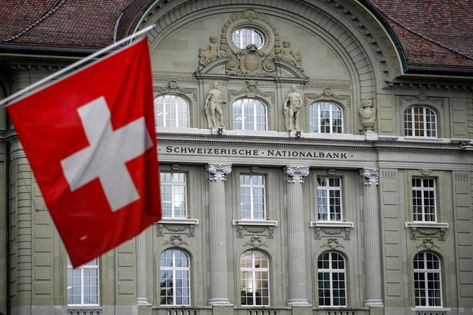 Swiss Bank, Credit Suisse, Rich Country, Heart Of Europe, Central Bank, Bern, Countries Of The World, Banking, Blockchain