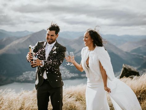 Stunning Photos That Show Eloping Can Be Better Than a Big Wedding Bride Head, Snowy Wedding, Queenstown Wedding, Elopement Shoot, All Inclusive Wedding Packages, All Inclusive Wedding, Winter Wedding Inspiration, Groom Poses, Elopement Wedding