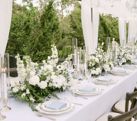 White Floral Runner Centerpiece, White Flower Long Table Arrangements, White Floral Runner Wedding, Wedding Table Flowers Long Tables, Long Table White Flowers, Rectangular Table Florals Wedding, Banquet Table Flowers, White Floral Centerpieces Long Table, Long Table Decor For Wedding