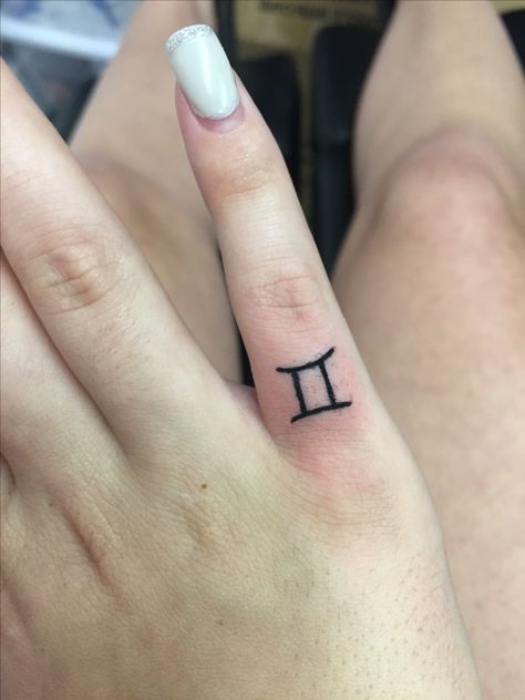 Gemini Stick And Poke Tattoo, Gemini Tattoo On Finger, Gemini Hand Tattoos For Women, Gemini Tattoo Finger, Gemini Finger Tattoo, Gemini Sign Tattoo, About Gemini, Sharpie Designs, Gemini Zodiac Tattoos