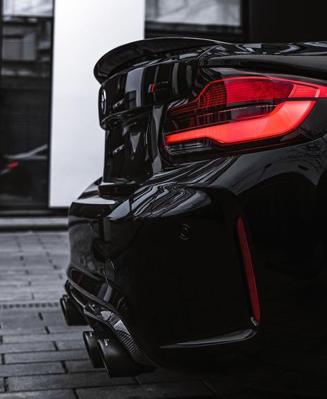 Bmw M2 Competition Wallpaper, Bmw M2 Wallpaper, M2 Wallpaper, Black Bmw Wallpapers, Bmw Couple, Bmw Rr1000, Tesla Car Aesthetic, Bmw Photography, M2 Bmw