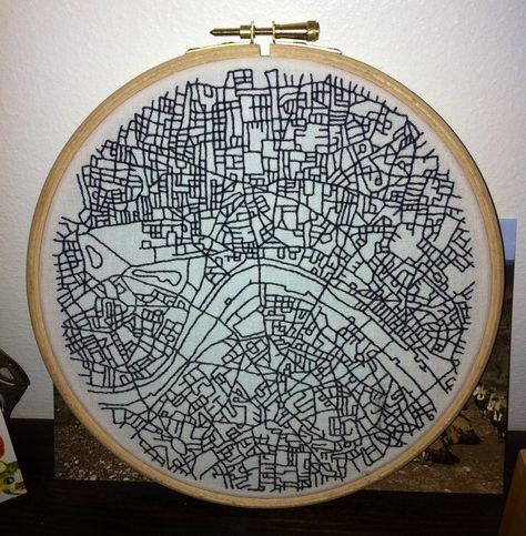 Embroidered map of London Embroidery Map, Map Quilt, Map Of London, Embroidered Art, Textile Crafts, 자수 디자인, Modern Embroidery, Embroidery Hoop Art, Needle Thread