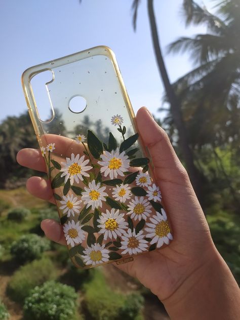 Minimal Flower Painting, Painting On Phone Case, Flower Painting Simple, Flower Painting Acrylic, Acrylic Phone Case, Minimal Flower, Cover Painting, Painting Simple, Case Minimal