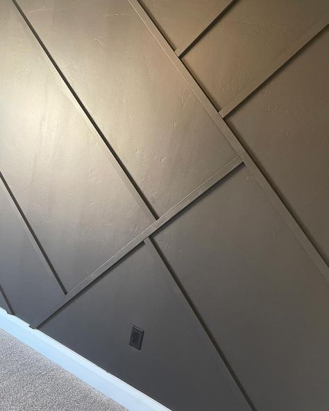 Trim On Accent Wall, Geometric Wall Bathroom, 3d Geometric Wall Design, Industrial Tv Wall Ideas, Diy Easy Accent Wall, Geometric Trim Accent Wall, Diy Dimensional Wall Art, Mdf Accent Wall, Industrial Accent Wall Ideas