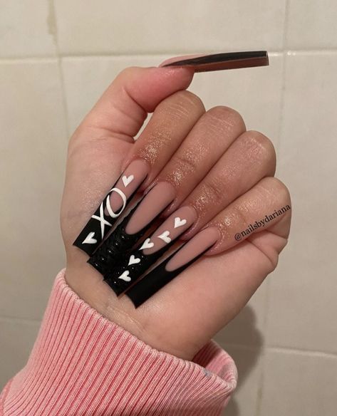 Black Valentines Day Nails Square, Grey Valentine Nails, Valentines Day Nails Square Long, Valentines Black Nails, Valentine’s Day Nails Black Women, Valentines Day Nails Black Women, Black Valentines Day Nails Acrylic, Black Vday Nails, Valentine Nails Black