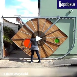 24M views · 180K reactions | 10 outdoor gates for your house | 10 outdoor gates for your house. Keywords for you to find out: ①Rotating gate by Brett Mayfield ②Sidcon Fabrications turning sliding gate ③Avantgates... | By GIGadgets | Facebook Turning Sliding Gate, Outdoor Gates, Tech Videos, Outdoor Gate, Engineering Science, New Tech, Sliding Gate, Smart Door, Garden Doors