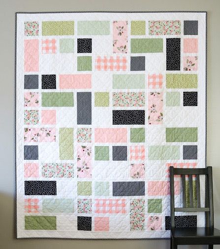 Grandstand Quilt  + Modern Farmhouse fabric designed by Simple Simon & Co. for Riley Blake Designs Seaside Quilt, Fat Quarter Quilts, Beginner Quilts, Sewing Activities, Diary Of A Quilter, Fat Quarter Quilt Pattern, Heart Quilts, Modern Quilting Designs, Amy Smart