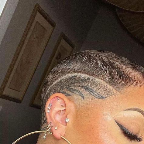 The Cut Life on Instagram: "so fye! @jastanae 🔥  ✂️ @mobilebarberhawk   #thecutlife #shorthair #dopehaircut #shorthairstyle" Short Shaved Hairstyles, Birthday Quotes For Daughter, Cut Life, Cute Cuts, A Present, Buzz Cut, December 12, Shaved Hair, Dream Hair