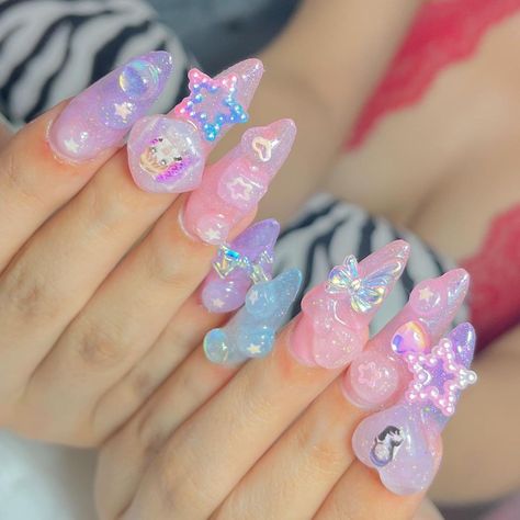 Kitsch Nails, Y Tattoo, May 21, Kitsch, A Photo, Nail Art, Tattoos, Outfit Accessories, Nails