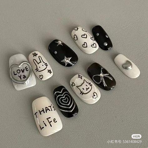 Cute Shark Nails, Nail Art Cute, On Tattoo, Fake Nails Designs, Hello Nails, Hippie Nails, Asian Nails, Punk Nails, Cute Simple Nails