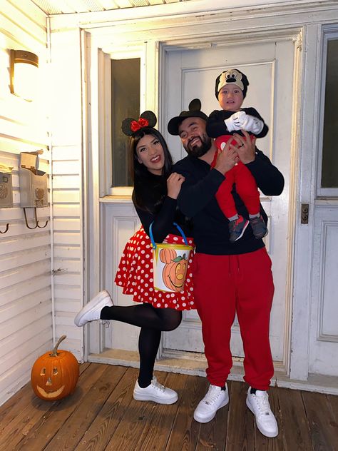 Mickey Mouse & Minnie Mouse family costume! Mickey And Minnie Halloween Costumes Adult, Men’s Mickey Mouse Costume Diy, Mom And Son Mickey And Minnie Costume, Minnie Family Costumes, Family Costume Mickey Mouse, Mickey Mouse Adult Costume, Mickey Mouse Costumes Family, Mickey Minnie Costume, Family Minnie Mouse Costume