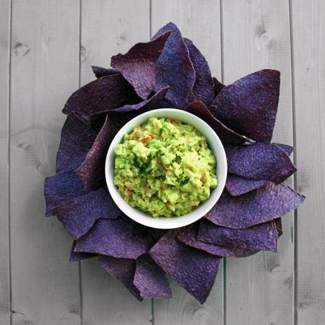 Purple Party Foods, Blue Tortilla Chips, Dinner Hosting, Avocado Uses, Blue Corn Chips, 18th Party, Purple Board, Purple Corn, Blue Corn Tortillas