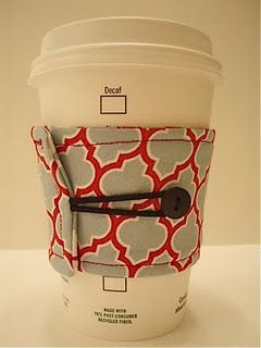 Reversible handmade coffee cozy! Perhaps this will be my first sewing project.... First Sewing Projects, Coffee Sleeve, Cup Sleeve, Beginner Sewing Projects Easy, Cute Christmas Gifts, Coffee Cozy, Sewing Projects For Beginners, Sewing Skills, Easy Sewing Projects