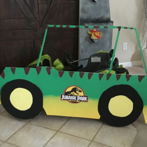 Jurassic Park School Theme, Jurassic Park Jeep Cardboard, Jurassic Park Classroom Theme, Diy Jurassic Park Decorations, Jurassic Park Halloween Decorations, Jurassic Park Trunk Or Treat Ideas, Jurassic Park Party Decorations, Jurrasic World Birthday Party Ideas, Jurassic Park Classroom