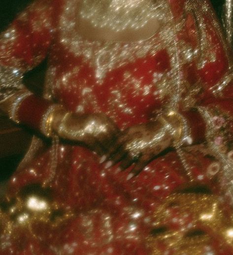 Red And Gold Indian Dress, Red Indian Aesthetic, Esther Aesthetic, South Asian Aesthetic, Feminine Energy Aesthetic, Desi Love, Desi Wedding Dresses, Dream Wedding Decorations, Indian Bride Outfits