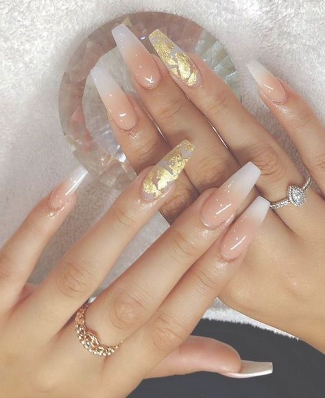 Ballerina Style Nails, Super Nails, Nails Polish, Ballerina Nails, Birthday Nails, Prom Nails, Coffin Nails Designs, Gold Flakes, Gold Nails