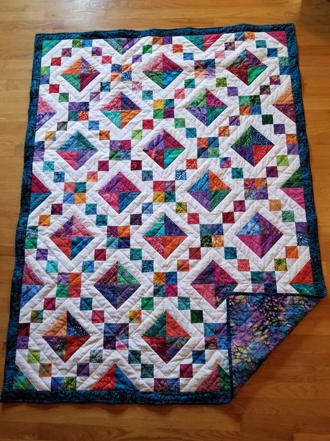 Pandoras Box Quilt Pattern, Jewel Box Quilt Pattern Free, 3yd Quilts, Jewel Quilt, Jewel Box Quilt, Box Quilt Pattern, Jewel Tone Color Palette, Quilting Patchwork, Quilting Designs Patterns