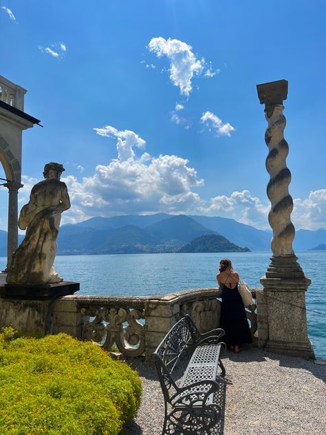 #lakecomo #italy #europe Italy Honeymoon, Italian Summer, Coffee And Books, Lake Como, Skin So Soft, Beautiful Photo, Elopement, Italy, Lake