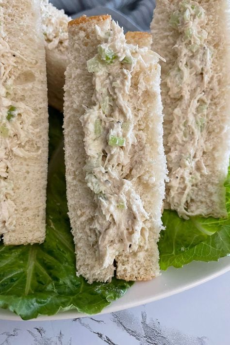 Looking for an easy and delicious sandwich recipe that is sure to please a crowd? Try our Chicken spread sandwich recipe! Made with tender shredded chicken and a flavorful spread that includes mayo, and just a few spices, this sandwich is perfect for any occasion. Our step-by-step guide will show you how to create this crowd-pleaser in no time. Make it for lunch or serve it at your next party, and watch your guests devour it in seconds! Chicken Paste For Sandwich, Cheese Paste For Sandwiches, Chicken Sandwiches For A Crowd, Chicken Salad Sandwiches For A Crowd, Chicken Salad Sandwich Party, Chicken Sandwich Recipes Shredded, Lunch Spread For Guests, Make Ahead Sandwiches For A Crowd, Party Sandwich Ideas