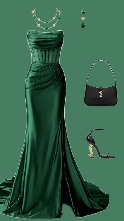 Slytherin Prom Dress, Slytherin Outfit Casual, Simple Short Bridesmaid Dresses, Lucy Chen, Party Dress Classy, Green Wedding Dresses, Dreamy Gowns, Cute Dress Outfits, Fashion Drawing Dresses