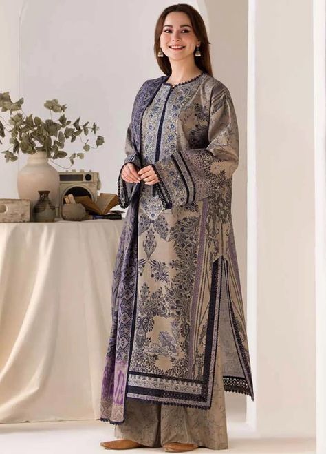 Pakistani Dresses Party, Sobia Nazir, Organza Sleeves, Winter Shawl, Embroidered Organza, Boutique Dress Designs, Easy Trendy Outfits, Wool Shawl, Extra Fabric