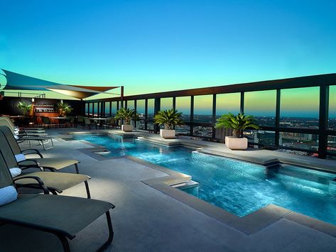 Rooftop Hotel Pools With Amazing Views | Condé Nast Traveler Austin Hotels, Omni Hotel, Rooftop Design, 5 Star Hotel, Downtown Austin, Hotel Pool, Urban Oasis, Pool Bar, Pool Design