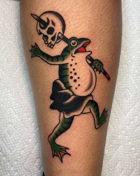 Frog Skull Tattoo, Traditional Japanese Frog Tattoo, Traditional Frog Tattoo Flash, Boxing Frog Tattoo, Traditional Toad Tattoo, Trad Frog Tattoo, Frog Japanese Tattoo, Japanese Frog Tattoo Traditional, American Traditional Frog Tattoo