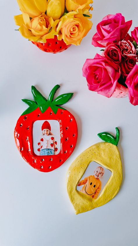 Lydia Rowley | ✨🍋🍓 DIY PHOTO FRAMES 🍓🍋✨ • You guys loved the strawberry vases, so thought I’d share another cute fruity DIY! • I used air dry clay… | Instagram Air Dry Clay Frame Ideas, Strawberry Air Dry Clay, Polymer Clay Photo Frame, Clay Photo Frame Diy, Clay Picture Frames Diy, Air Dry Clay Picture Frame, Air Dry Clay Glasses Holder, Air Dry Clay Frame, Clay Frame Diy