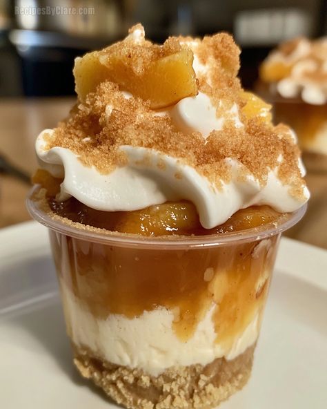 Mini Desserts Shooters Recipes, Peach Cobbler Cheesecake Recipe, Peach Cobbler Cheesecake, Cheesecake Cups Recipe, Dessert Shooters Recipes, Cobbler Crust, Chocolate Cherry Cookies, Cobbler Topping, Desserts Ideas