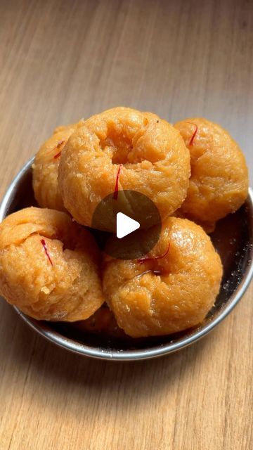 Quick Sweet Recipes Indian, Badhusha Recipe, Sweets Recipes Indian, Badusha Recipe, Balushahi Recipe, Indian Sweets Recipes, Saffron Oil, Burfi Recipe, Diwali Sweets