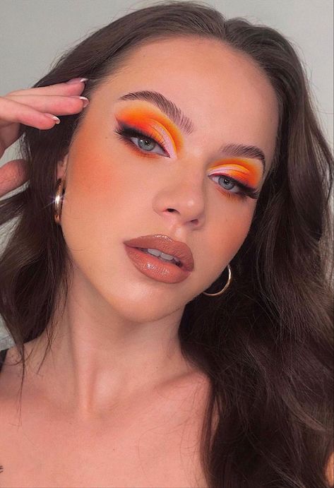 Nail 2022, Thanksgiving Makeup, Orange Eye Makeup, Fall Makeup Trend, Makeup Ojos, Makeup Bridesmaid, Orange Eyeshadow, Drag Make-up, Orange Makeup