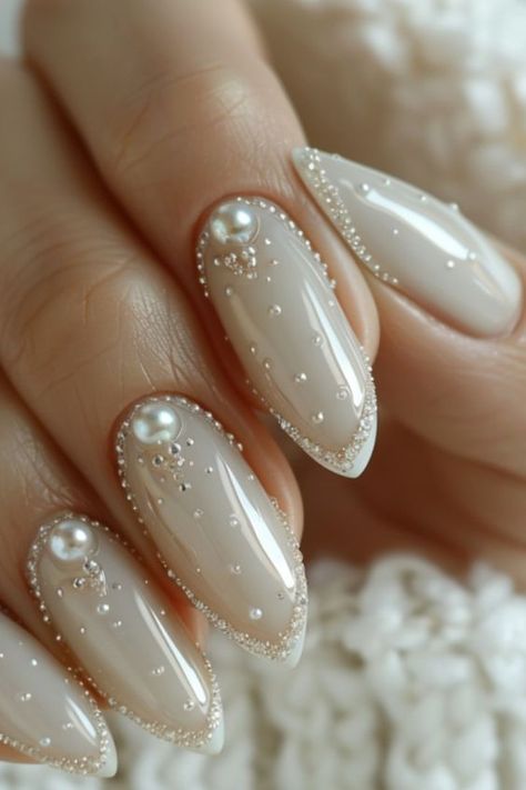 Pearls Nails Design, Nail Ideas With Pearls, Glam Wedding Nails, Pearls On Nails, Wedding Nails Pearl, Pearl Wedding Nails, Pearl Nails Design, Pearl Nail Designs, Bridal Manicure