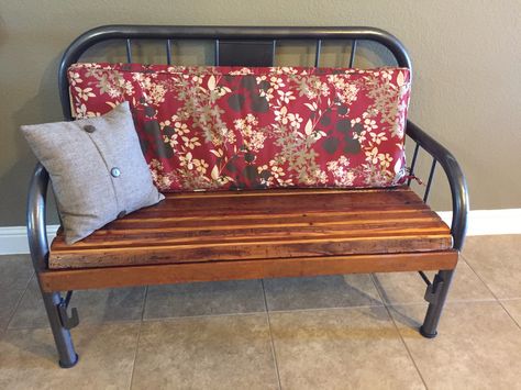 Bedding Pillows Arrangement, Antique Metal Bed, Pallet Bank, Shabby Chic Bedding Sets, Bed Frame Bench, Bench Bed, Old Bed Frames, Headboard Benches, Ship Lap