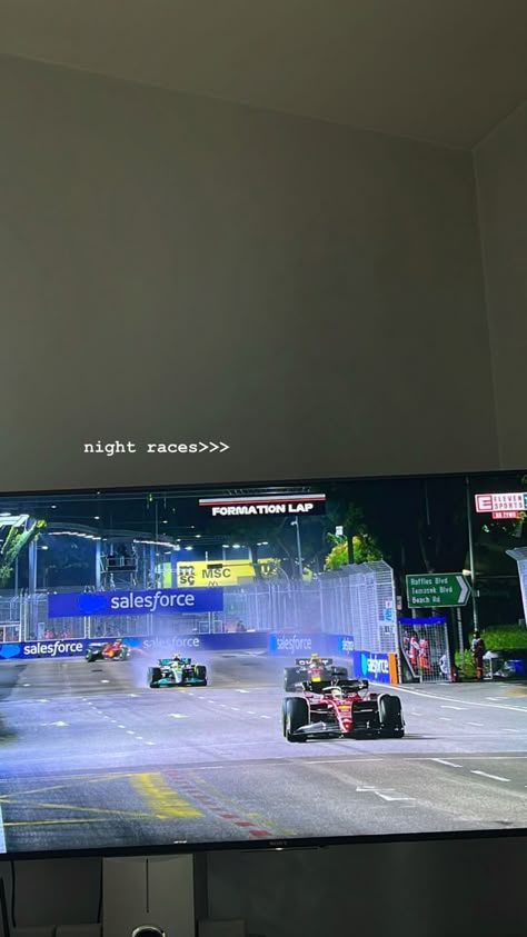 Watching F1 On Tv Aesthetic, Watching Football On Tv Aesthetic, F1 Instagram Story, F1 On Tv, Watching F1 Aesthetic, Female Racer Aesthetic, Racer Aesthetic, F1 Tv, F1 Motor